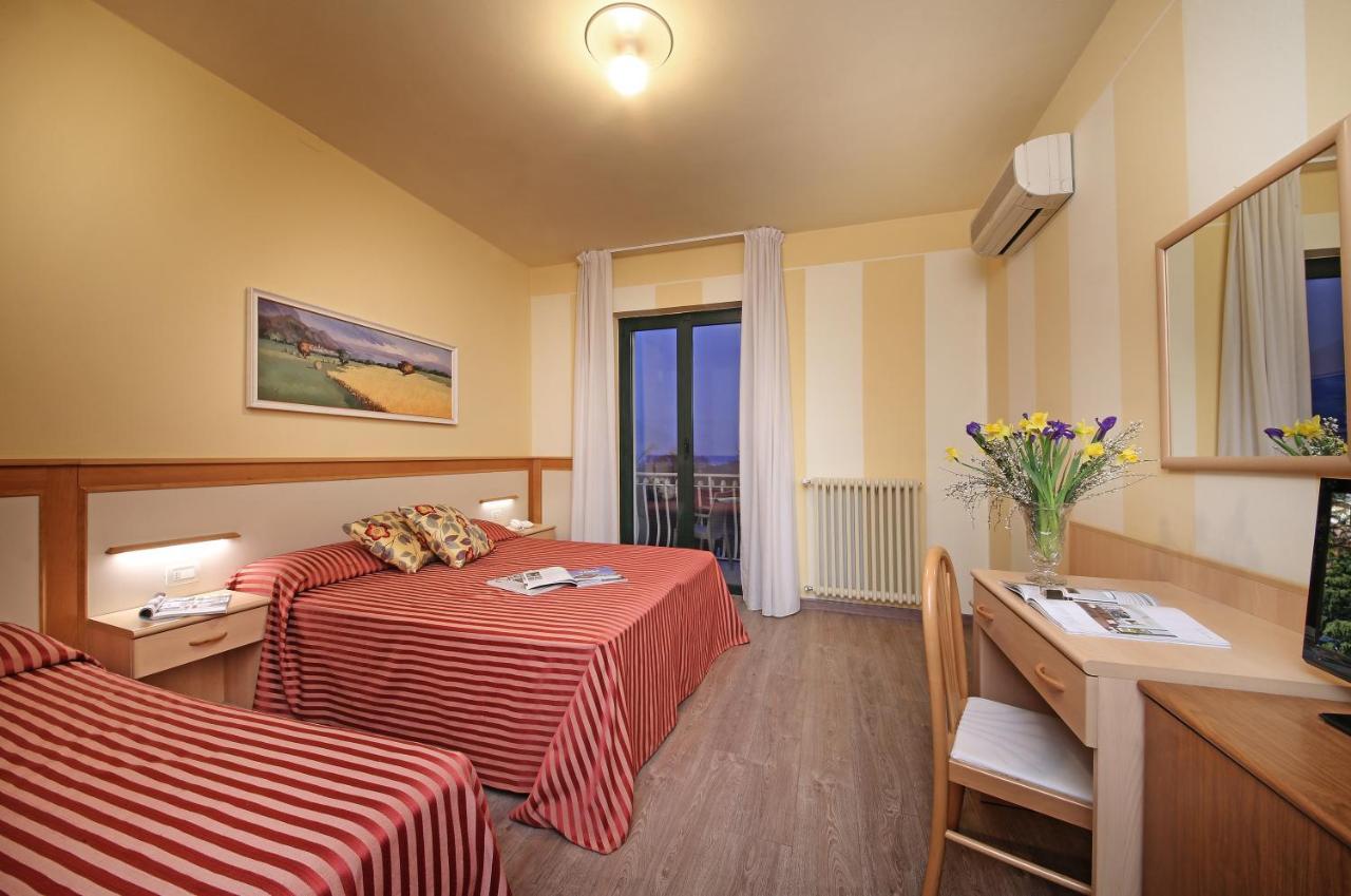 Hotel Panoramica Salò Εξωτερικό φωτογραφία