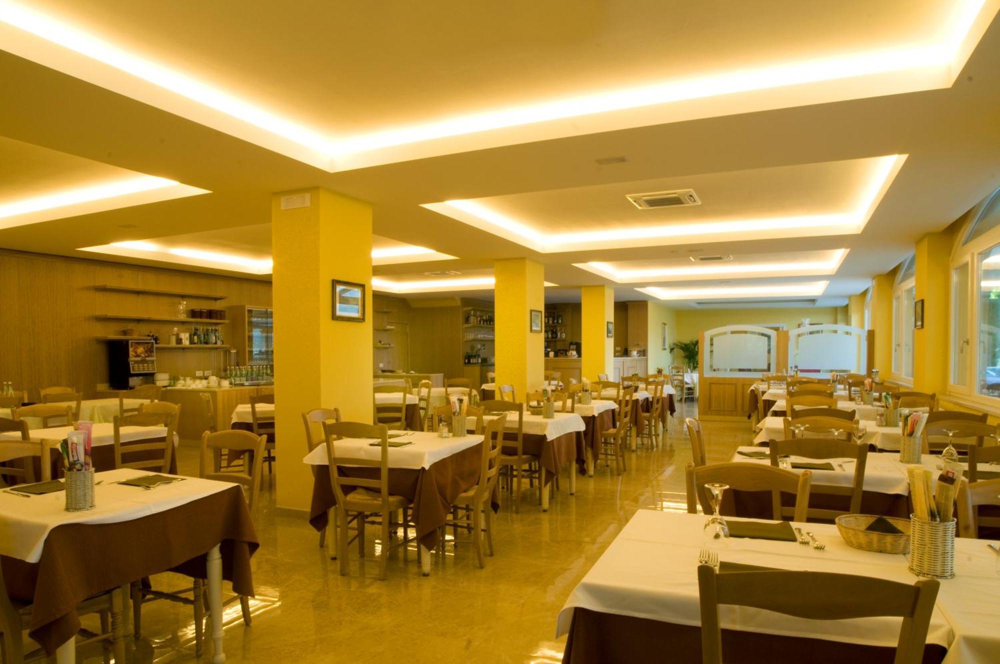 Hotel Panoramica Salò Εξωτερικό φωτογραφία