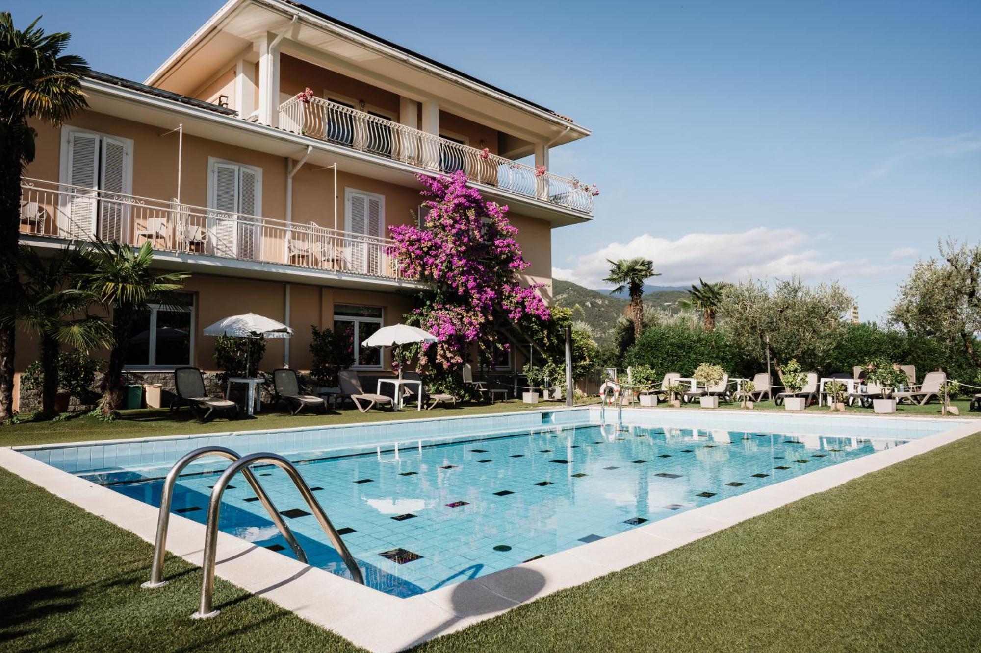 Hotel Panoramica Salò Εξωτερικό φωτογραφία