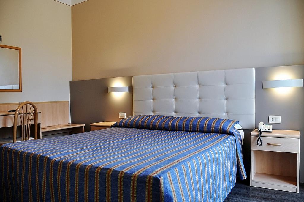 Hotel Panoramica Salò Εξωτερικό φωτογραφία
