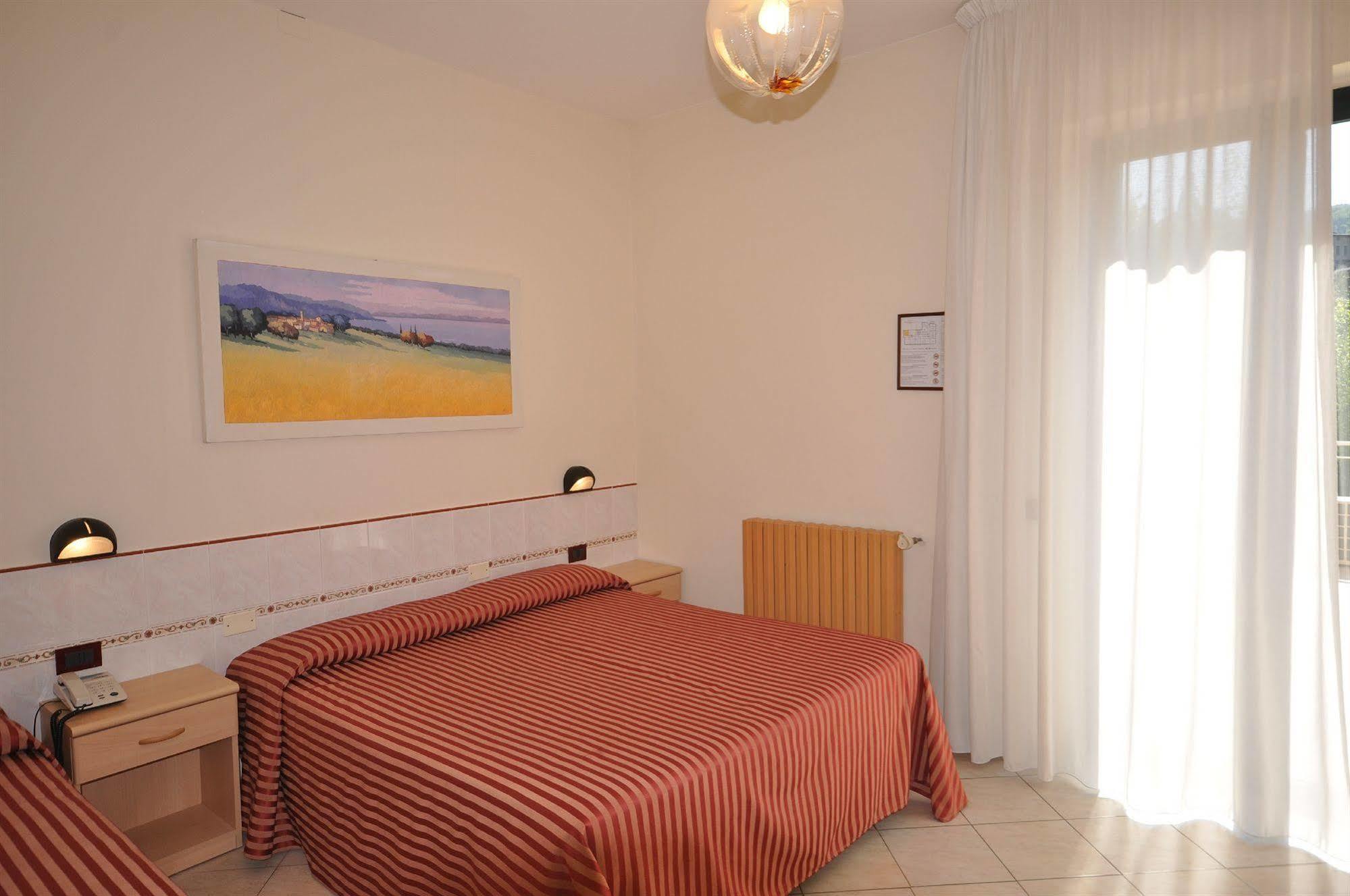 Hotel Panoramica Salò Εξωτερικό φωτογραφία