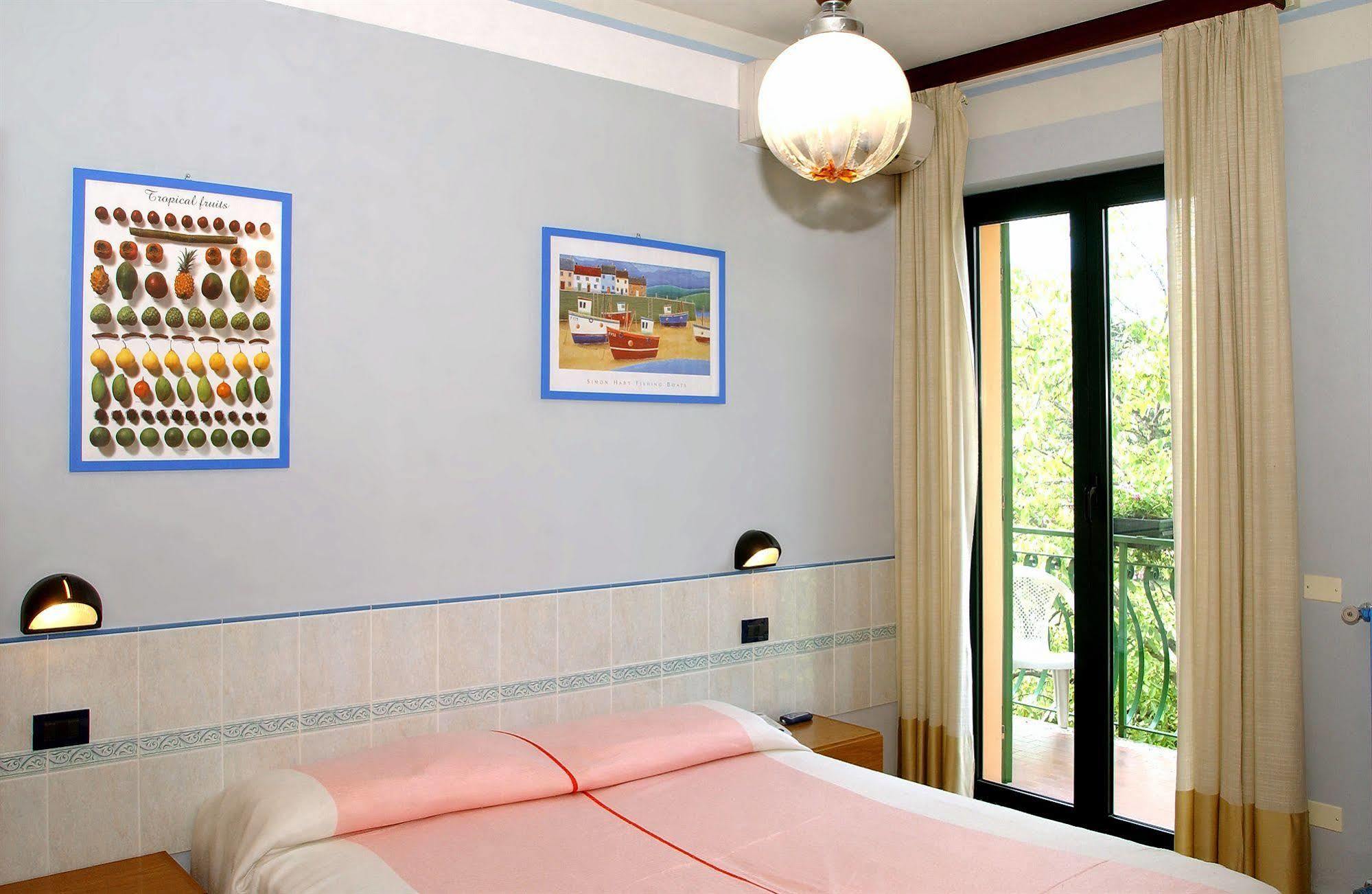 Hotel Panoramica Salò Εξωτερικό φωτογραφία