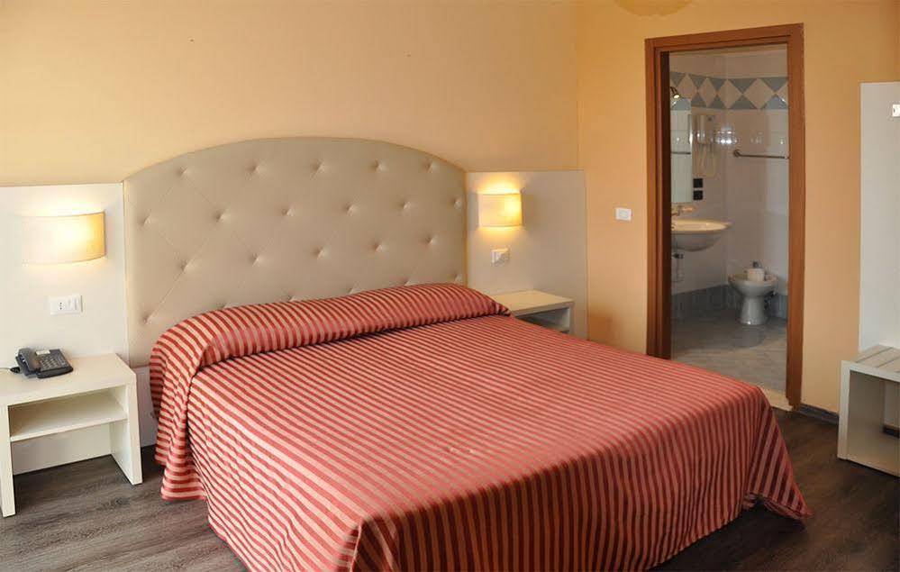Hotel Panoramica Salò Εξωτερικό φωτογραφία