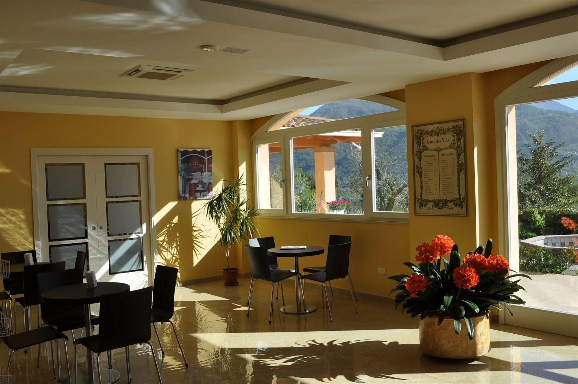 Hotel Panoramica Salò Εξωτερικό φωτογραφία